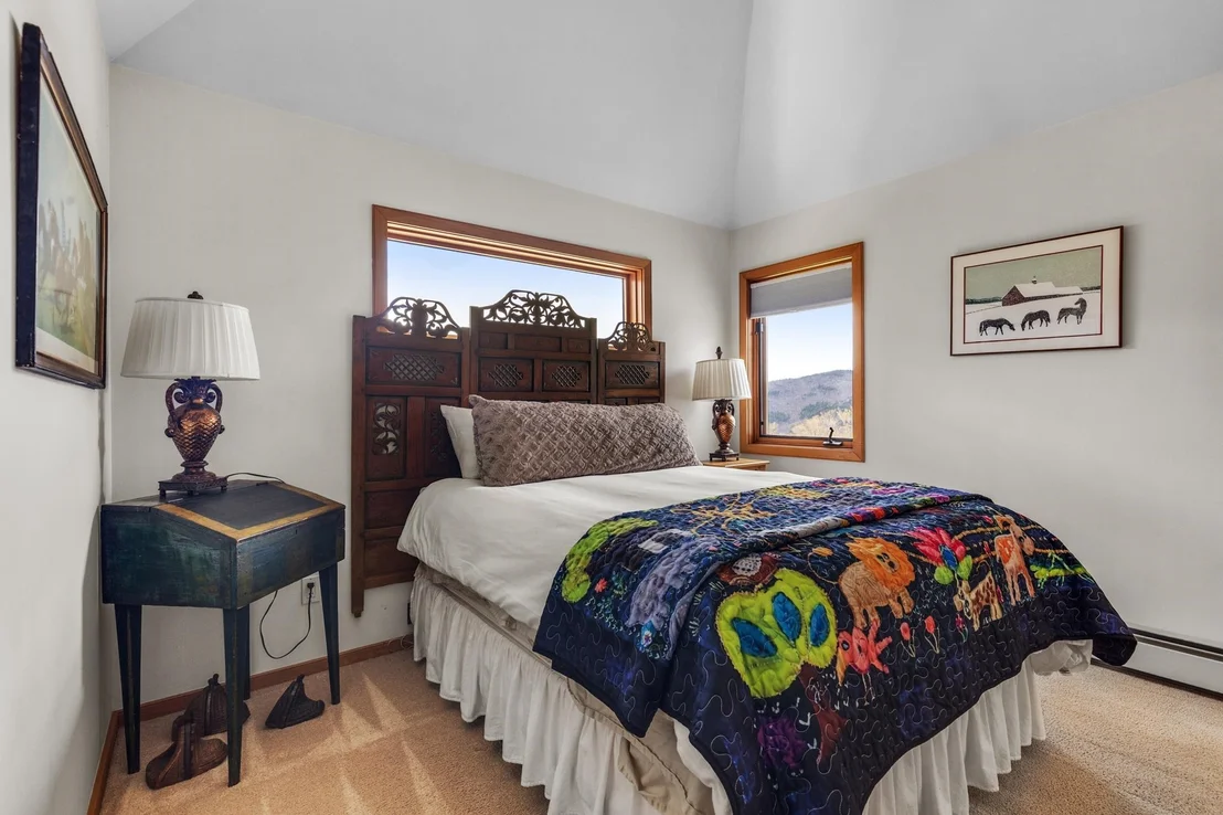 Photo of 109 Mountainside
