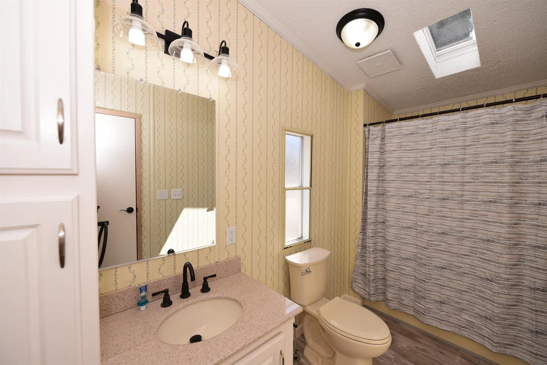 Photo of 74 Lamplighter