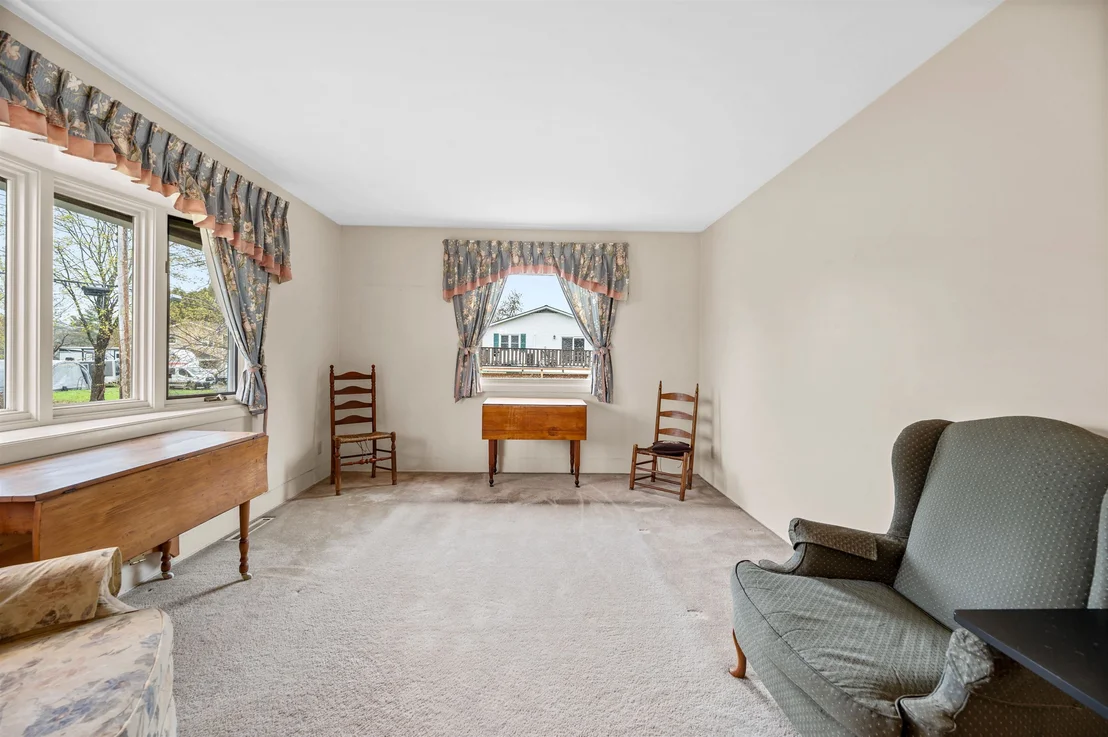 Photo of 11 Ledge