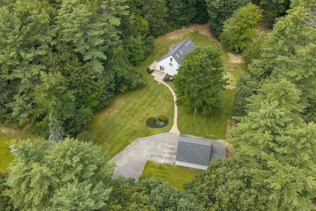 Photo of 8 Brookhaven