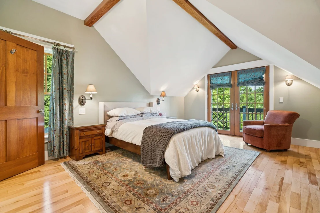 Photo of 12 Lakeview