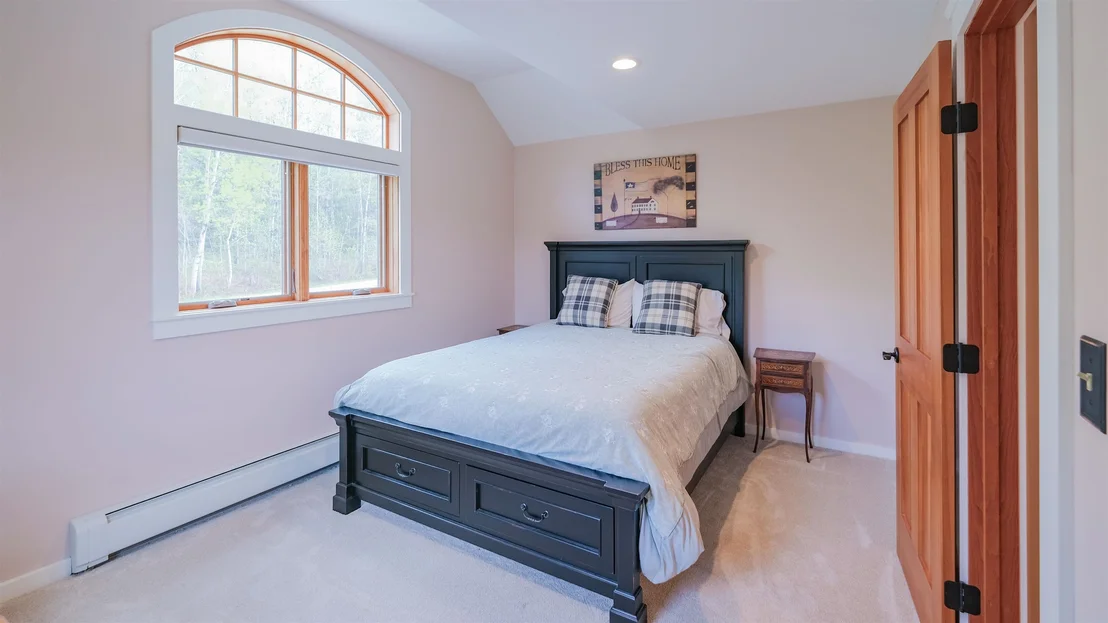 Photo of 42 Deerfield