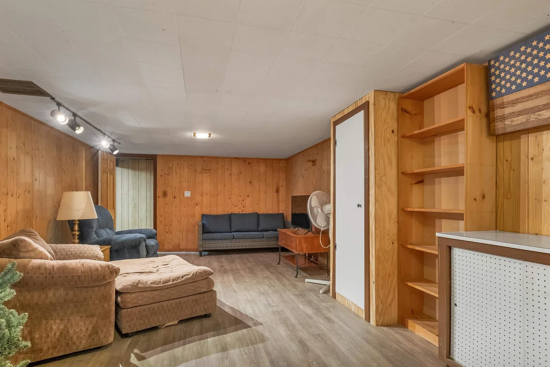 Photo of 21 Acton