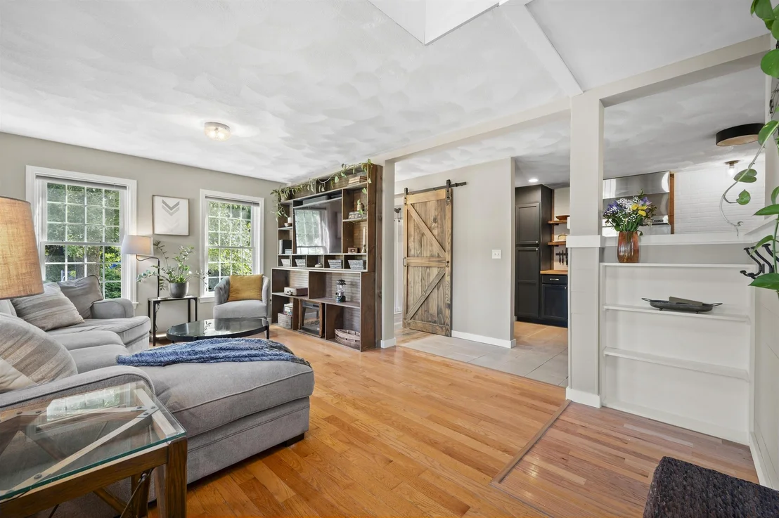 Photo of 29 Dixon