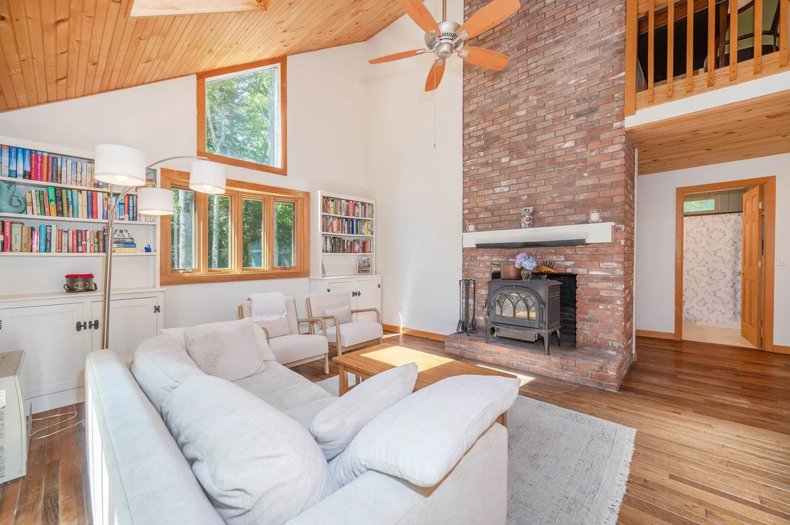Photo of 32 Highwood