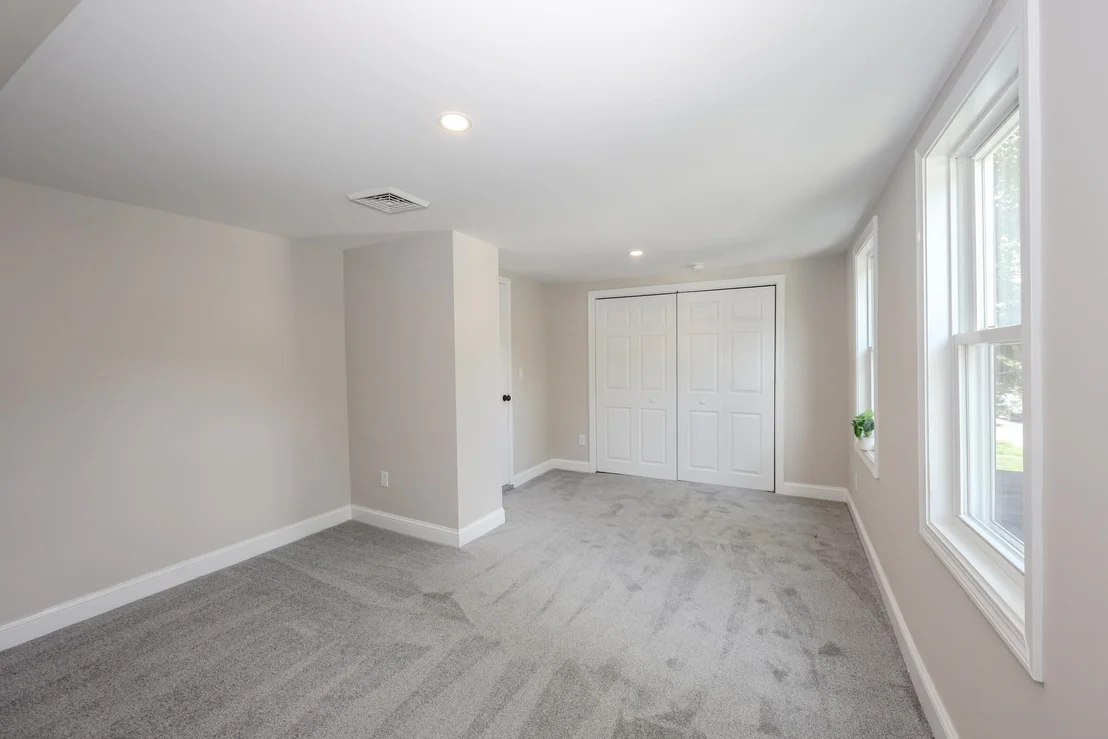 Photo of 32 Raymond