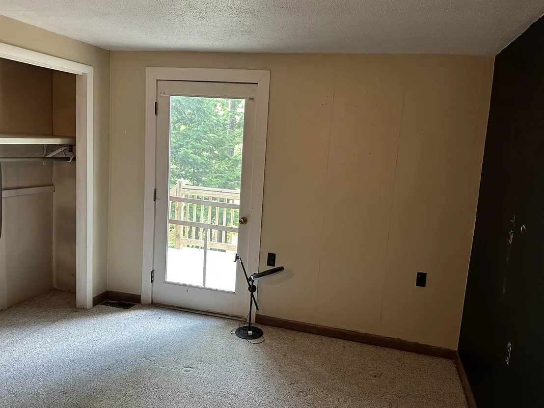 Photo of 220 Monadnock