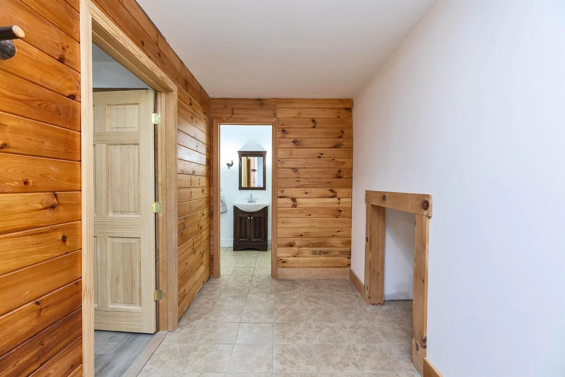 Photo of 75 Walpole Valley