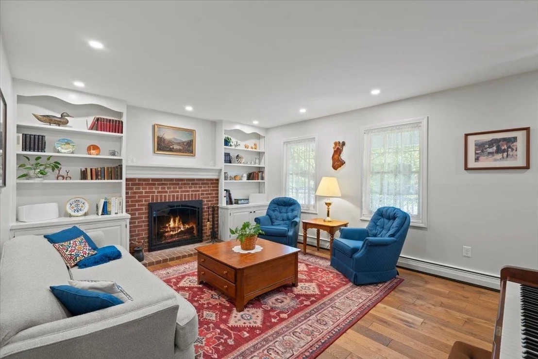 Photo of 65 Cobble Hill