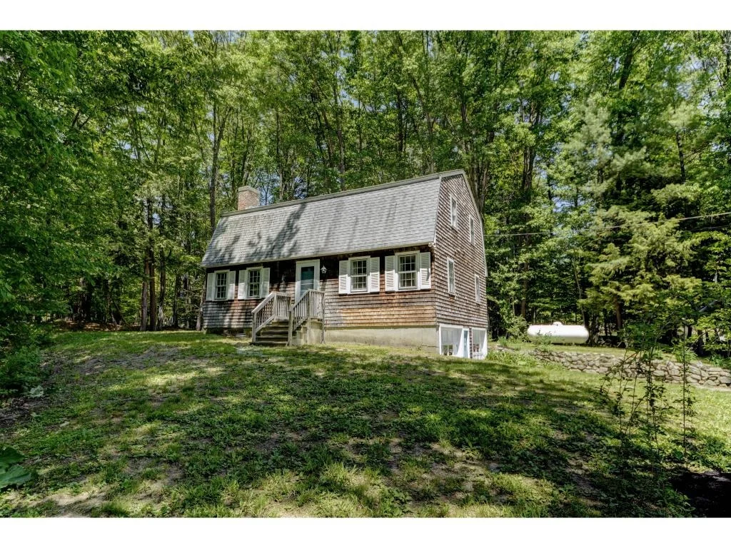 Photo of 11 Bartlett