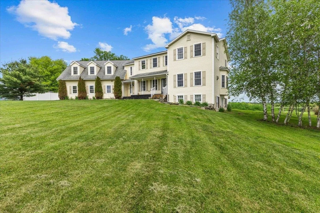 Photo of 413 Hibbard