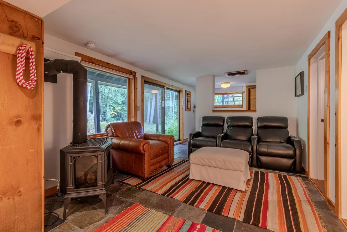 Photo of 628 Moss Brook