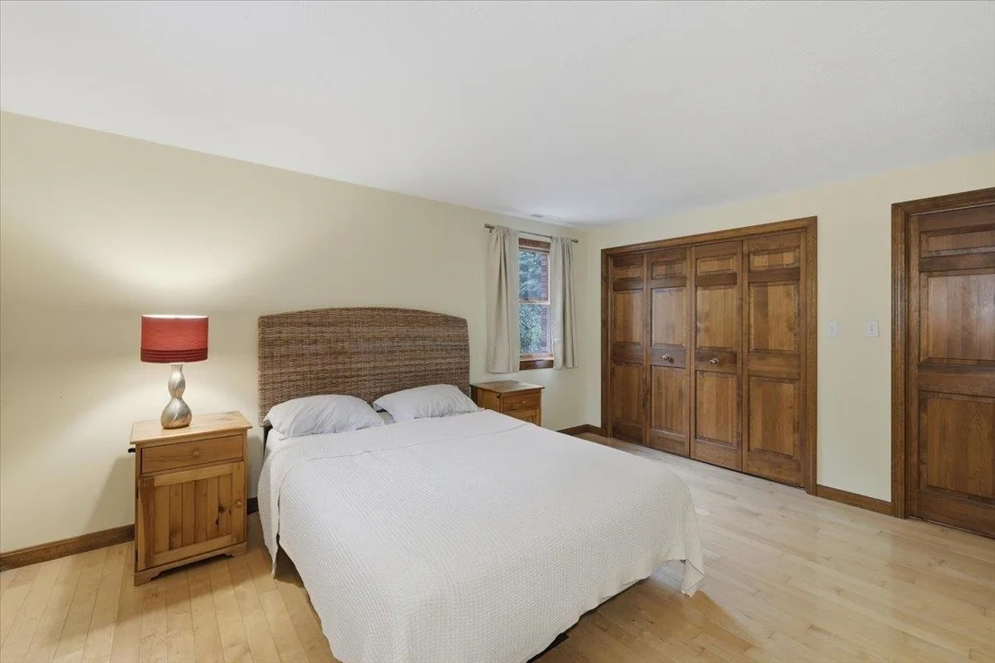 Photo of 16 Lakeview
