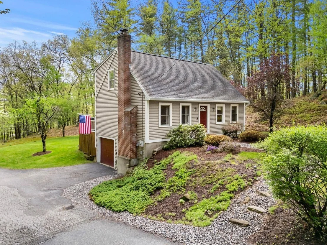 Photo of 46 Pinecrest