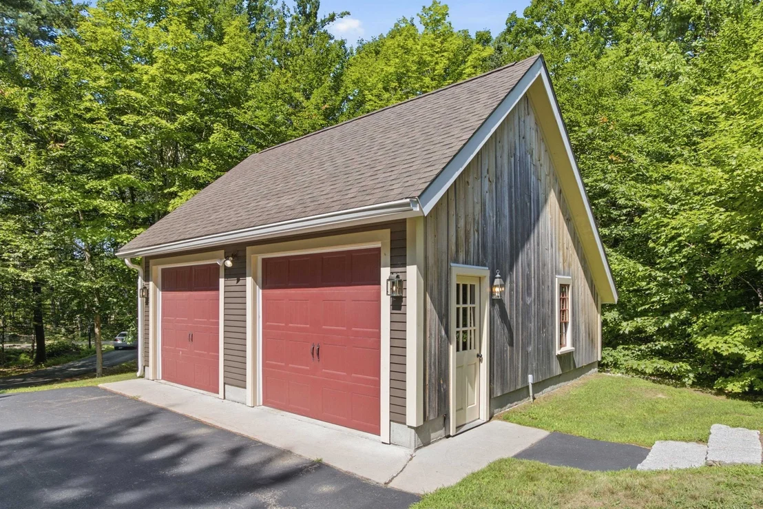 Photo of 369 Stoddard