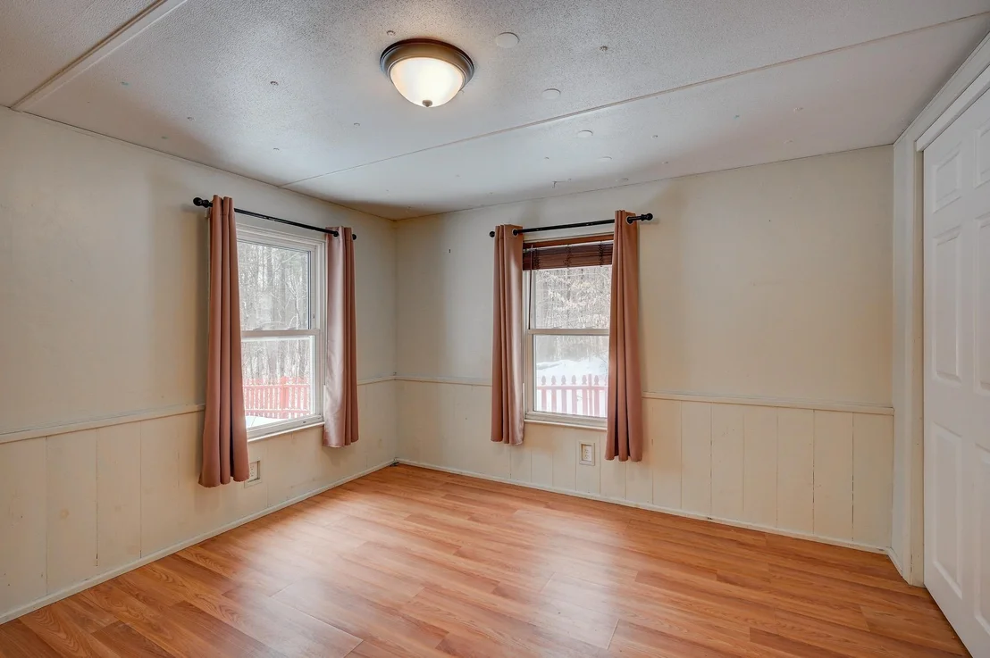 Photo of 331 Lamplighter