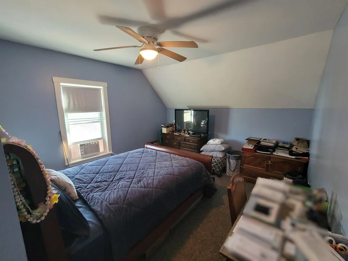 Photo of 622 Central