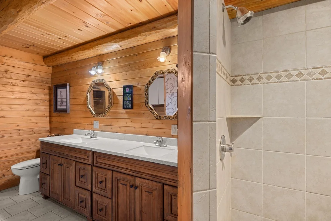 Photo of 611 Whitcomb Island