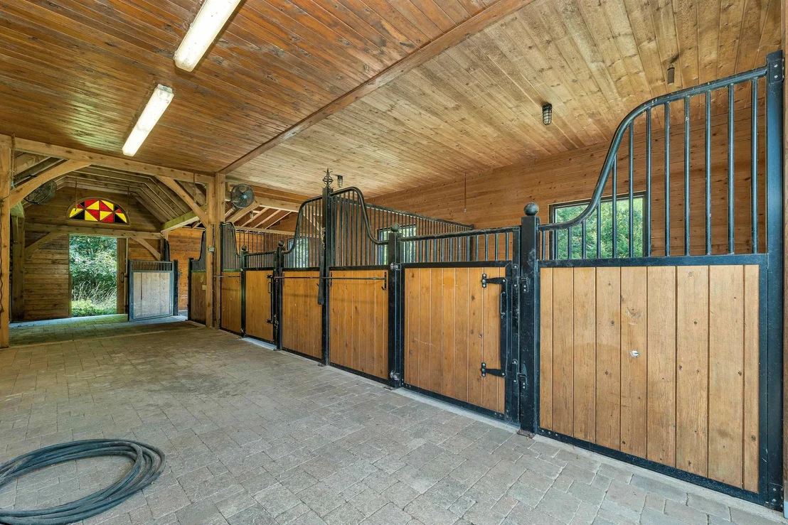 Photo of 661 Deer Meadow