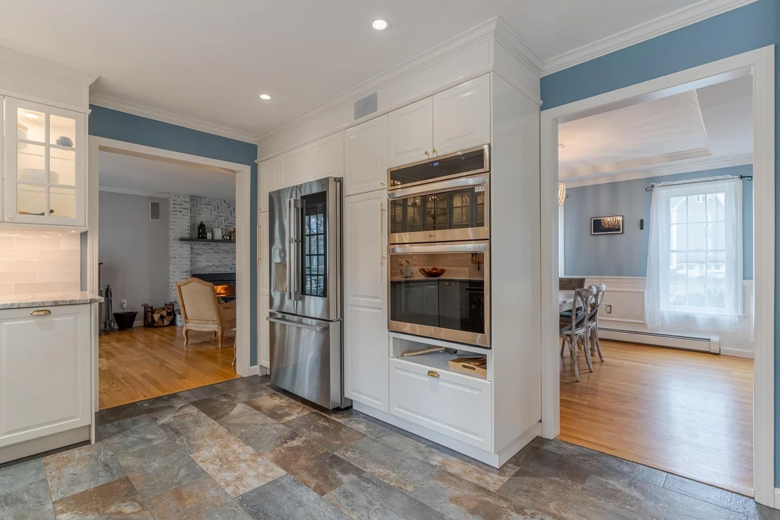 Photo of 37 Alexander