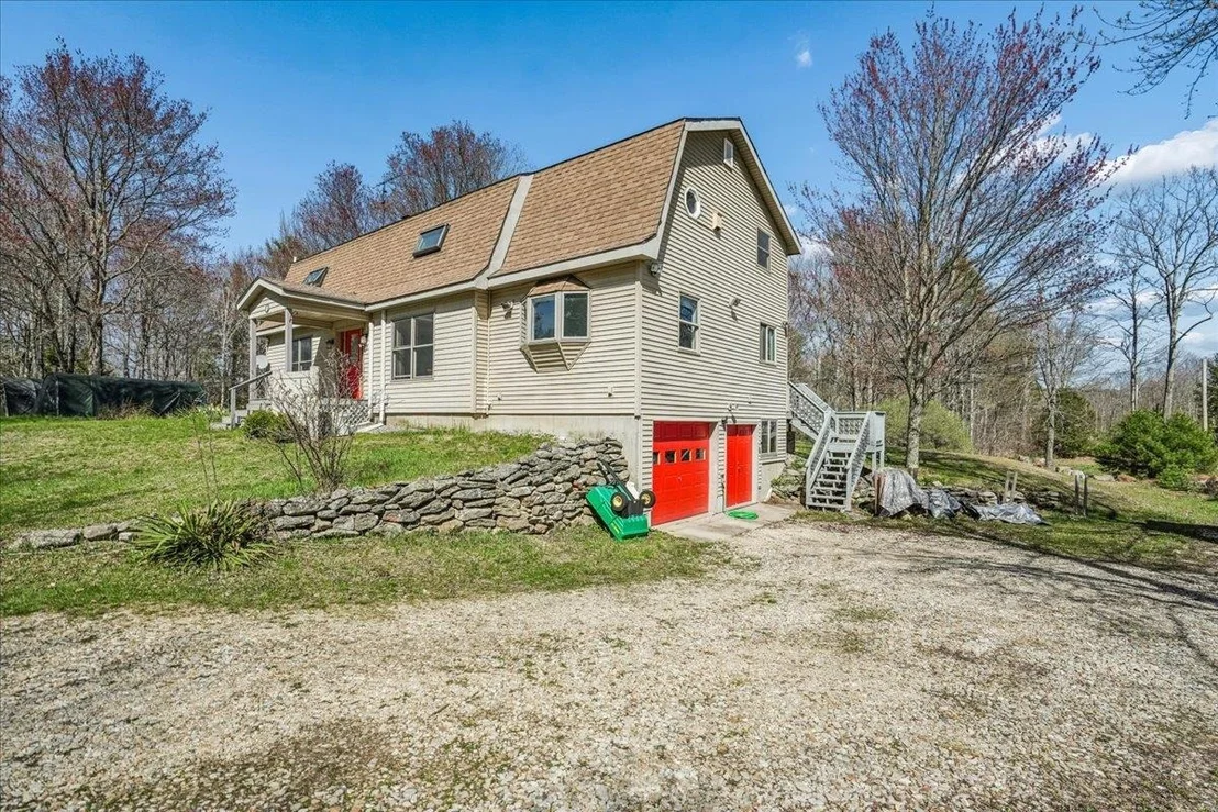 Photo of 326 Lockes Hill