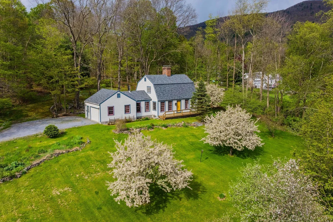 Photo of 136 Fox Run