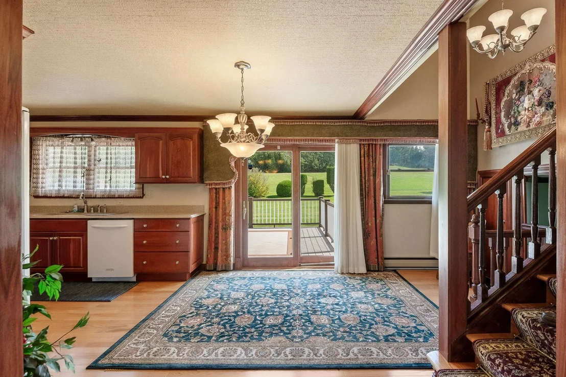 Photo of 210 McLeod