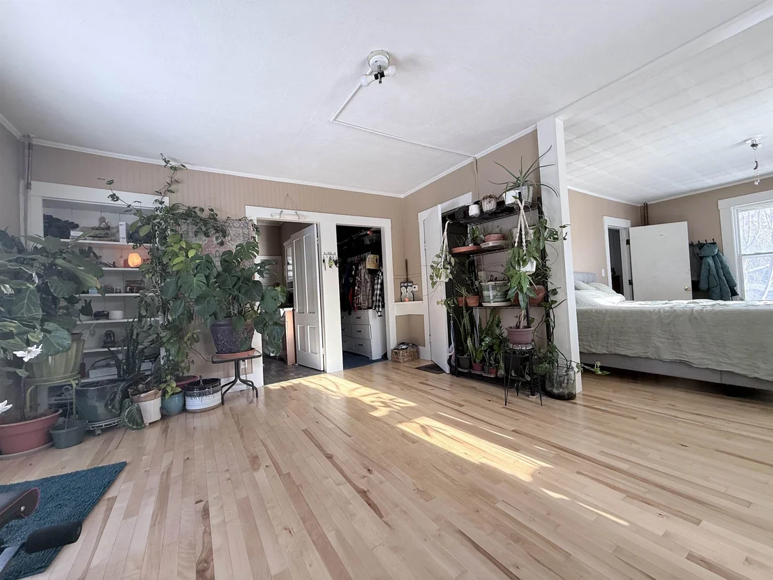 Photo of 1417 Main