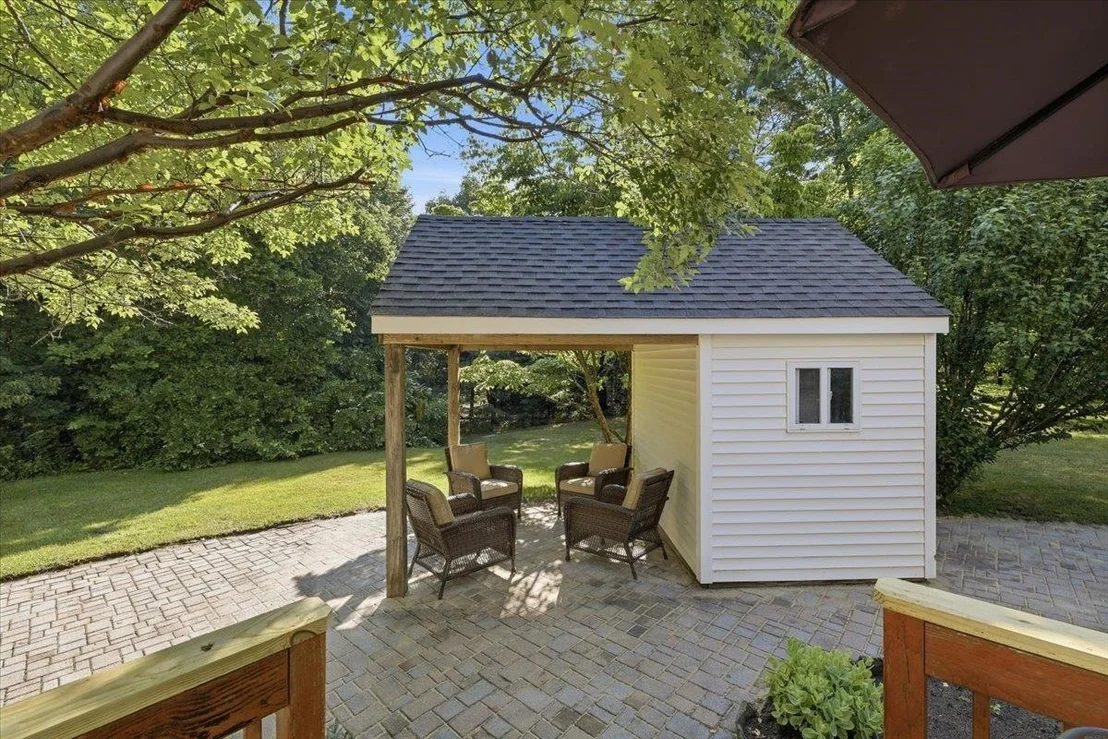 Photo of 16 Lakeview