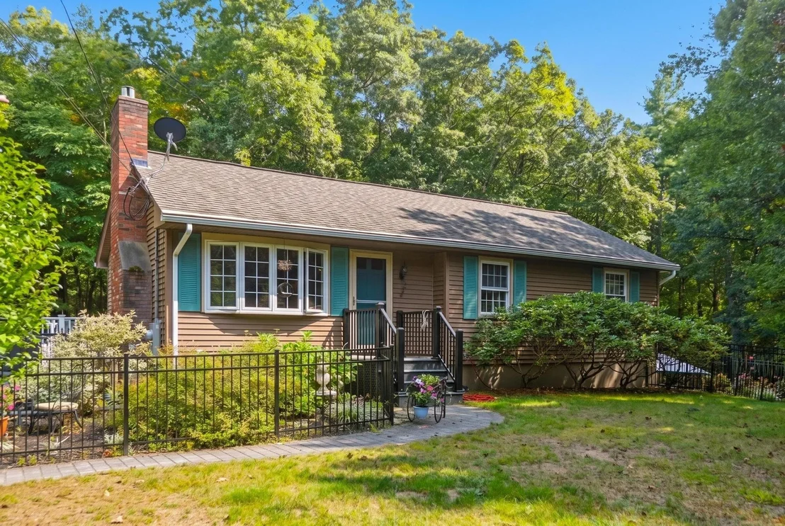 Photo of 17 Maple