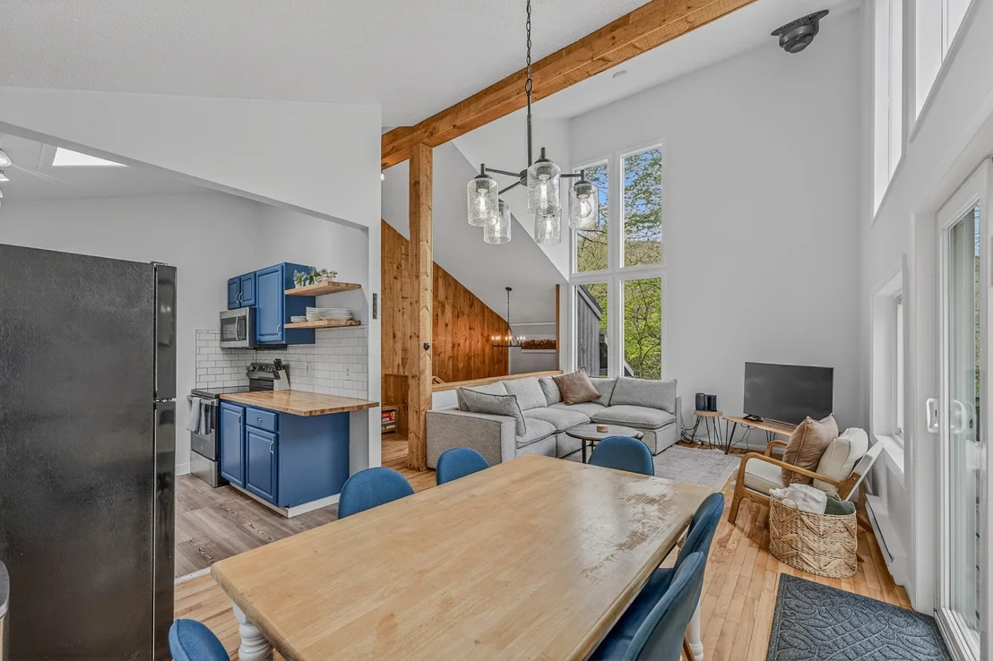 Photo of 5 Bell Valley