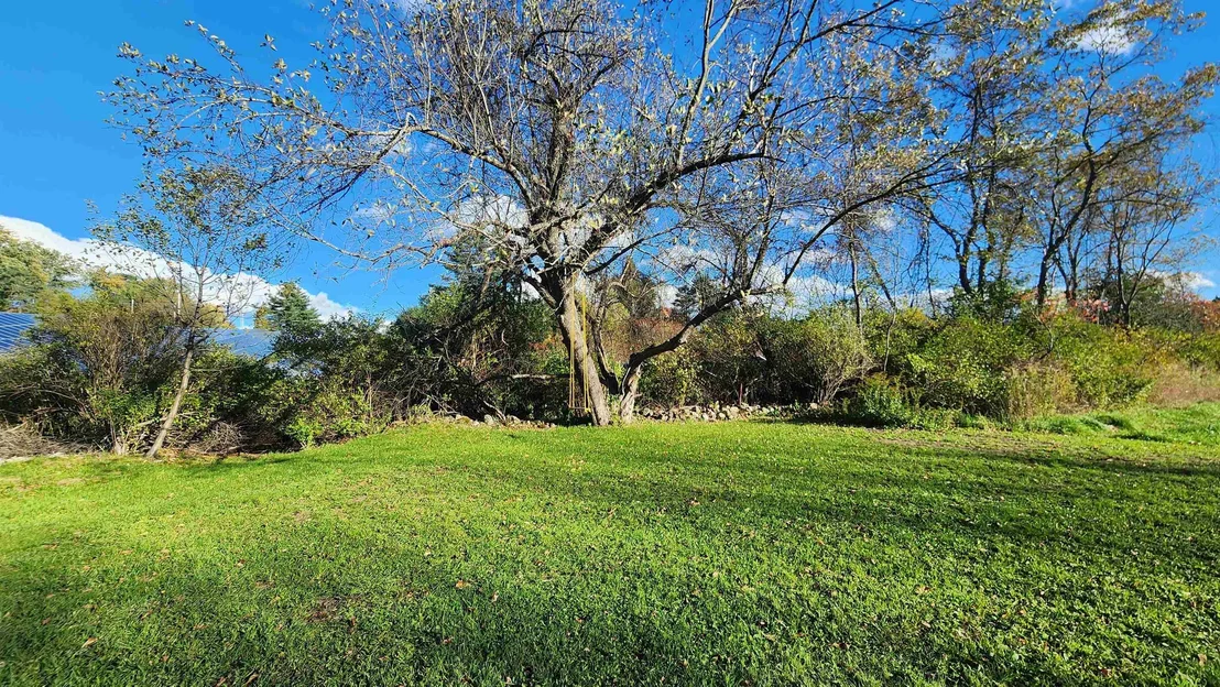 Photo of 14 Cemetary