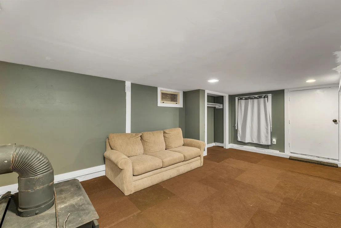 Photo of 91 Oak Hill