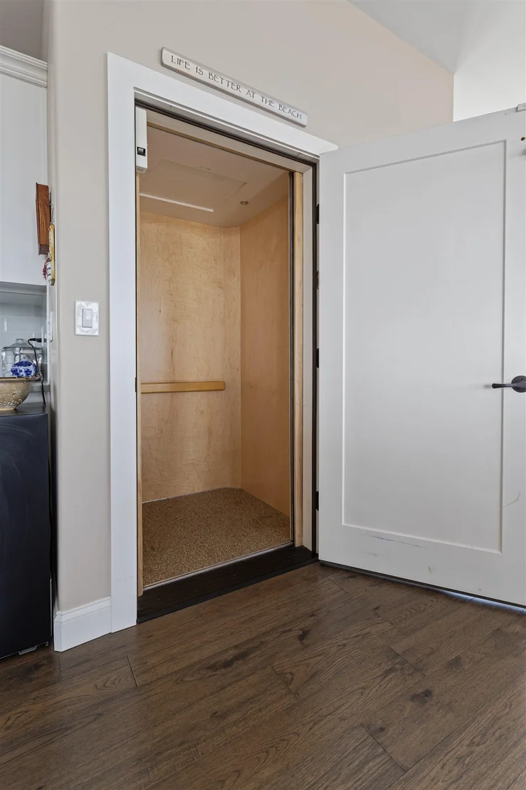 Photo of 553 Ocean