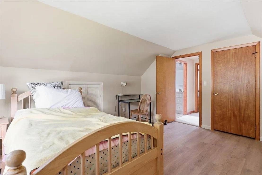 Photo of 7 Hideaway