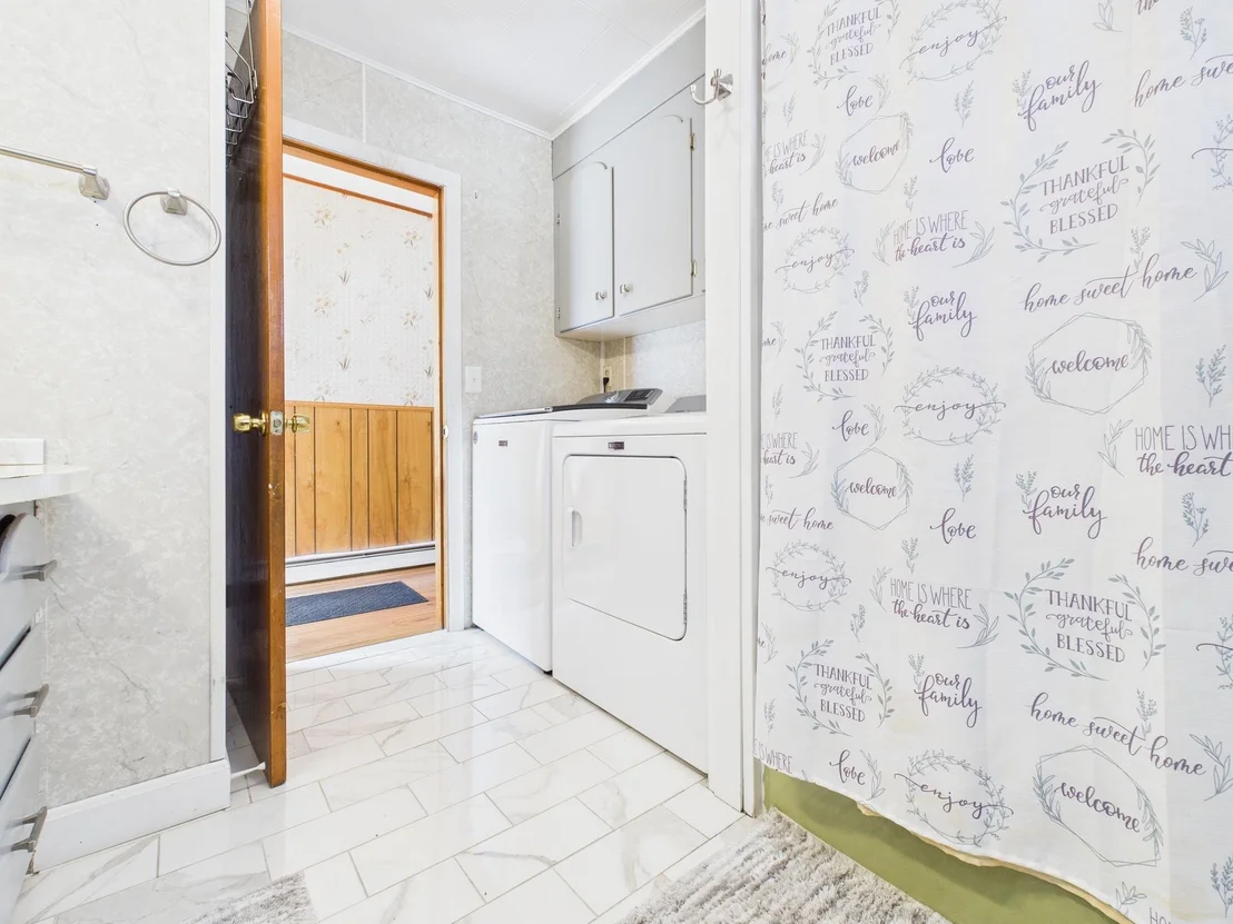 Photo of 63 Pariseau