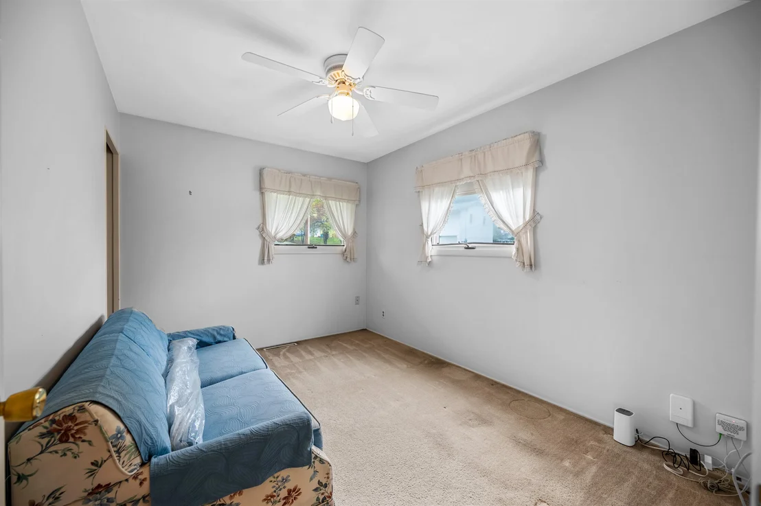 Photo of 11 Ledge