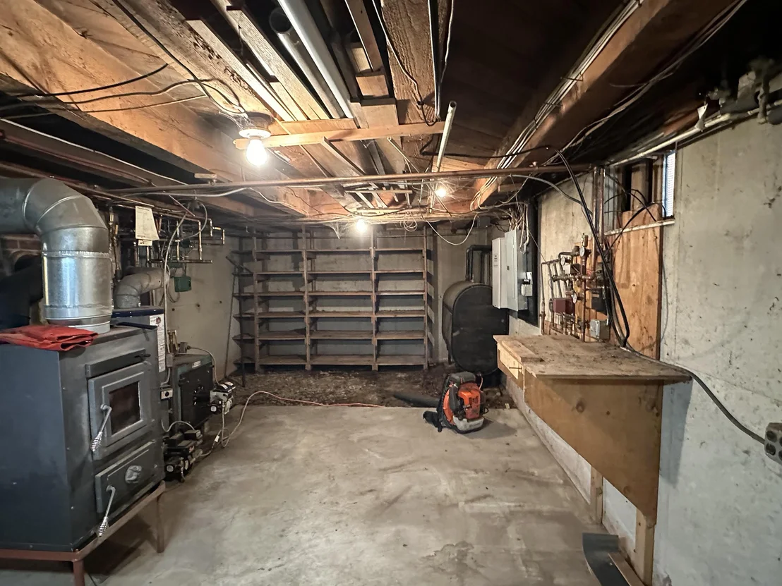 Photo of 220 Monadnock
