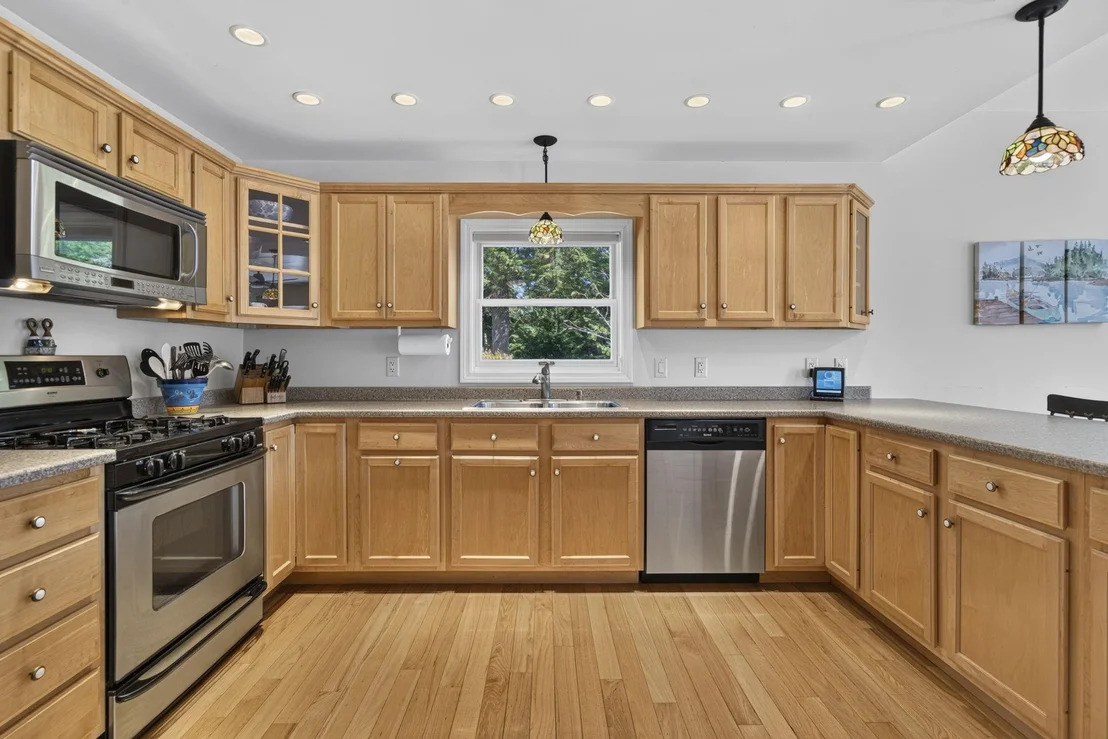 Photo of 536 Whitney