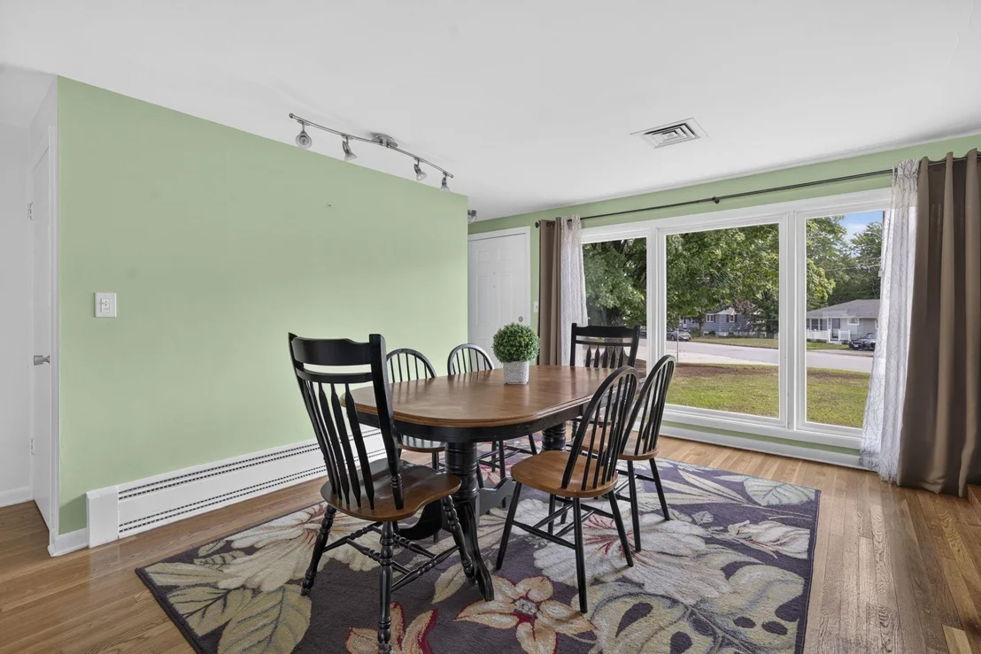 Photo of 75 Forest Park