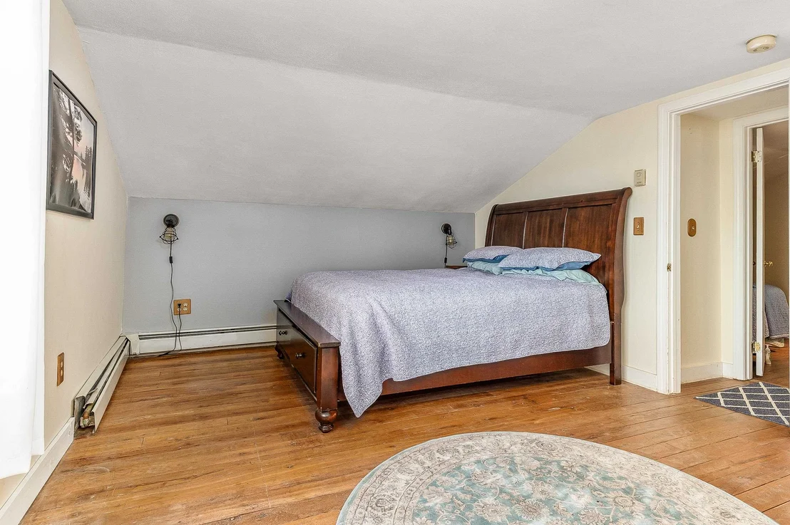 Photo of 44 Rocky Point