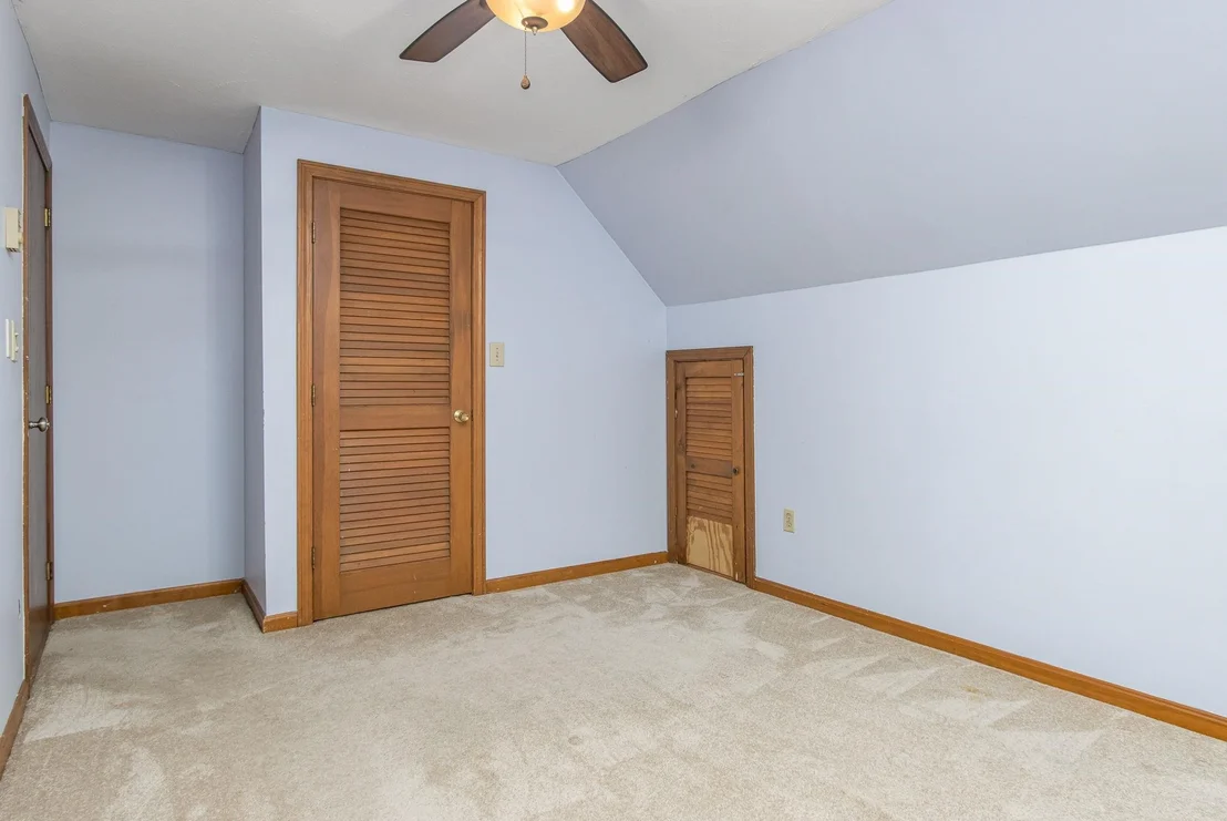 Photo of 20 Redfield