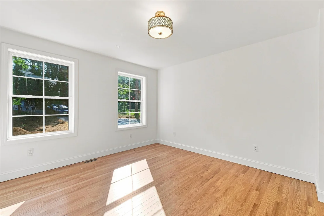 Photo of 6 Gridley