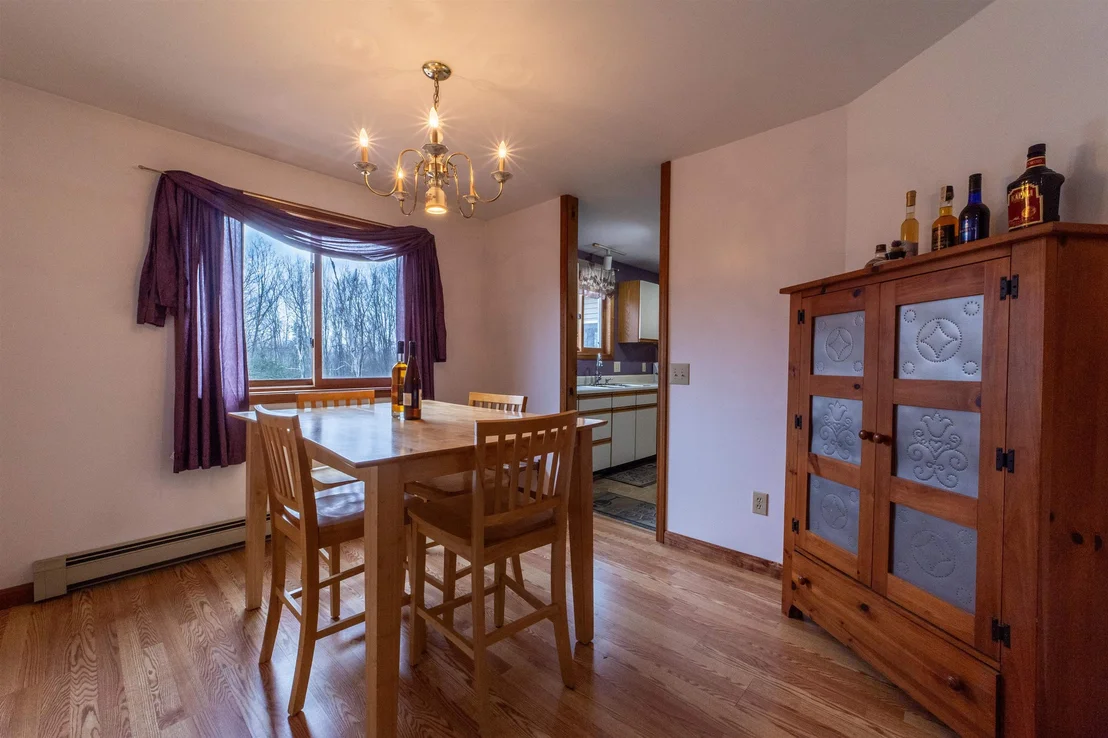 Photo of 450 Upper Birch