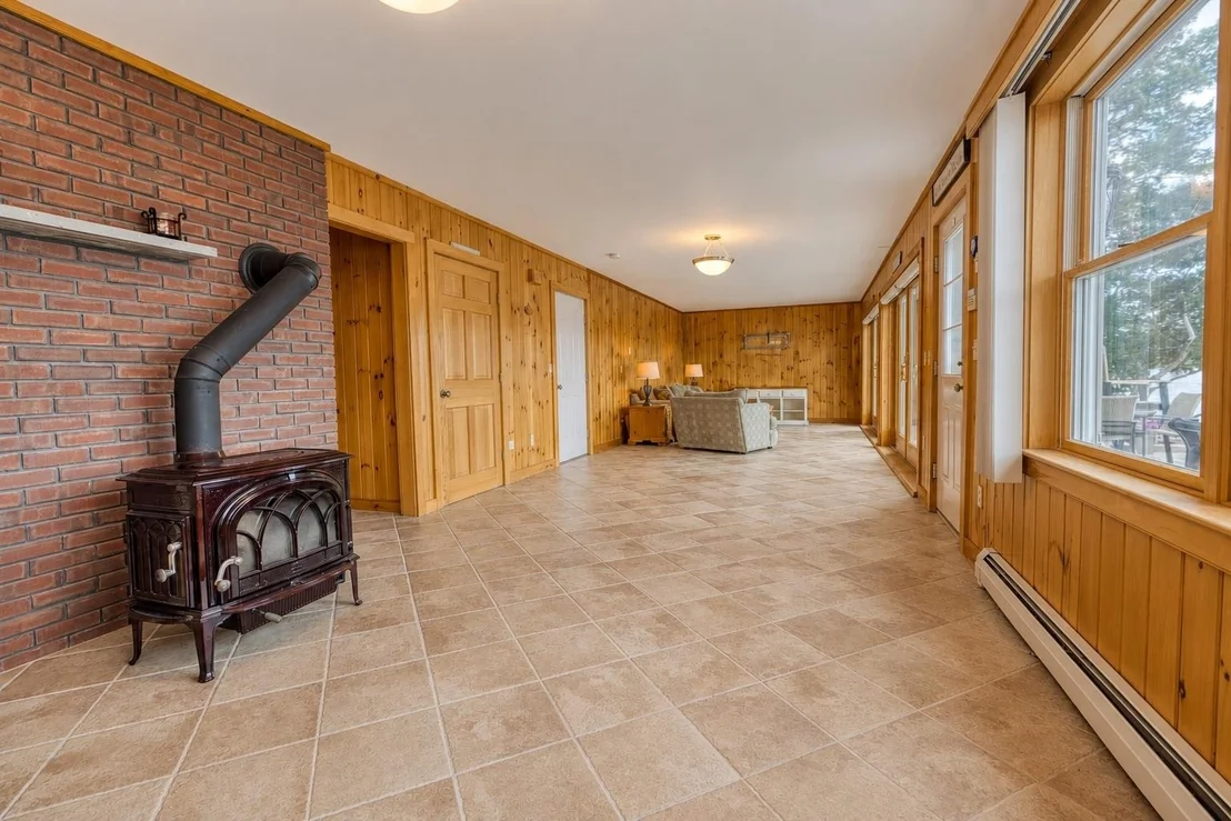 Photo of 52 Long Sands
