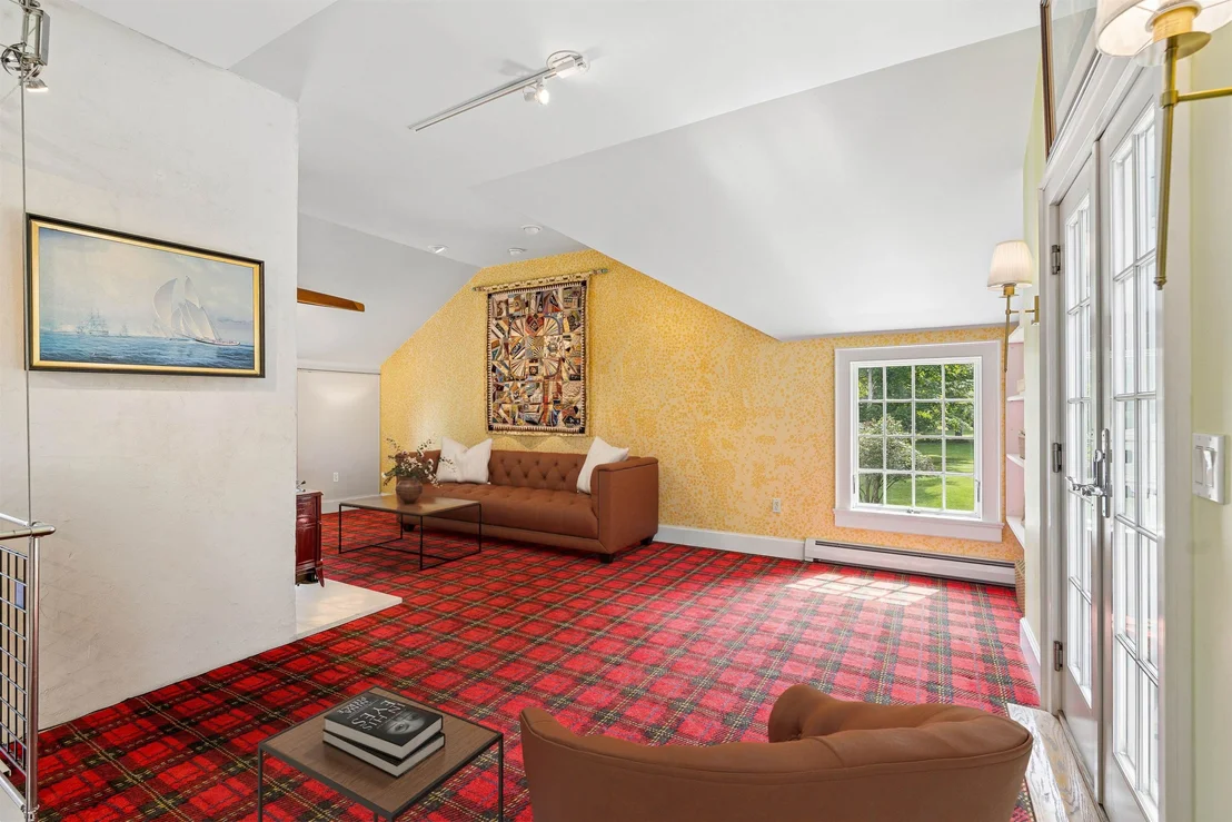 Photo of 408 Ridge