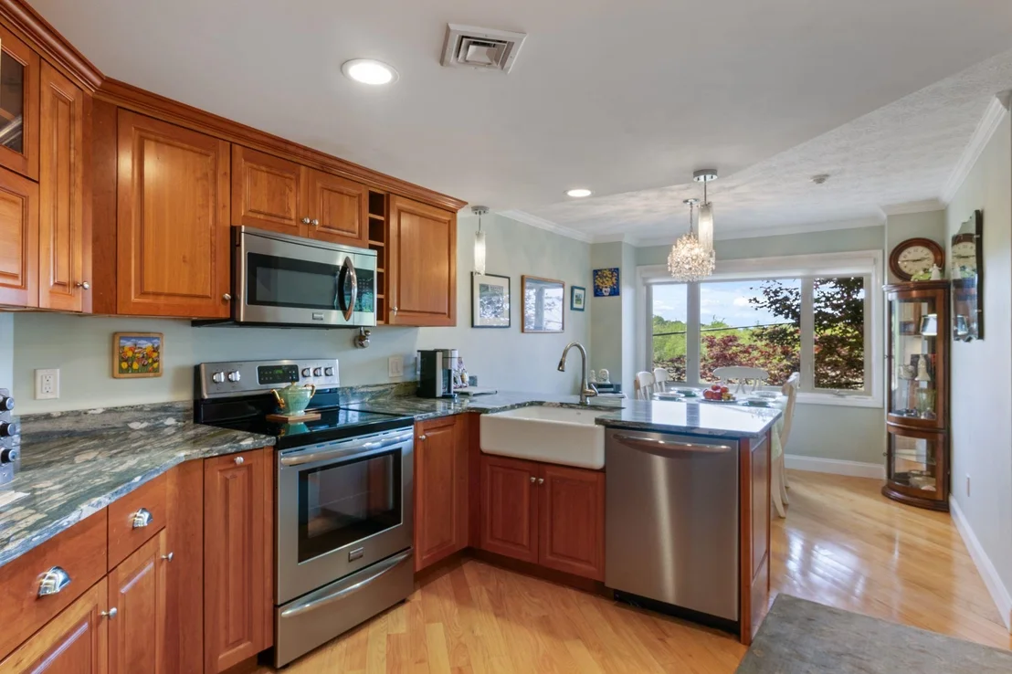 Photo of Unit 6 at 939 Ocean