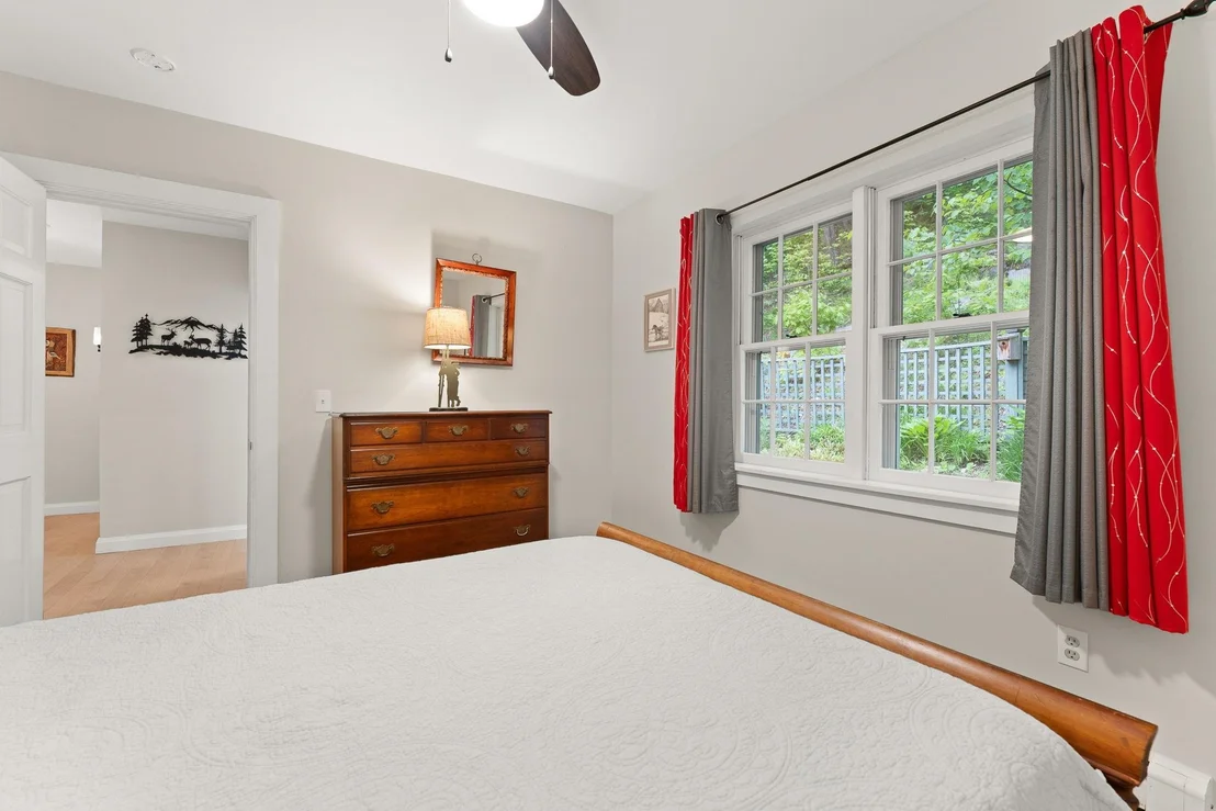Photo of 515 Shattuck Hill