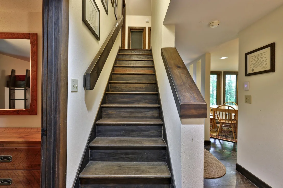 Photo of 212 Falcon Loop East