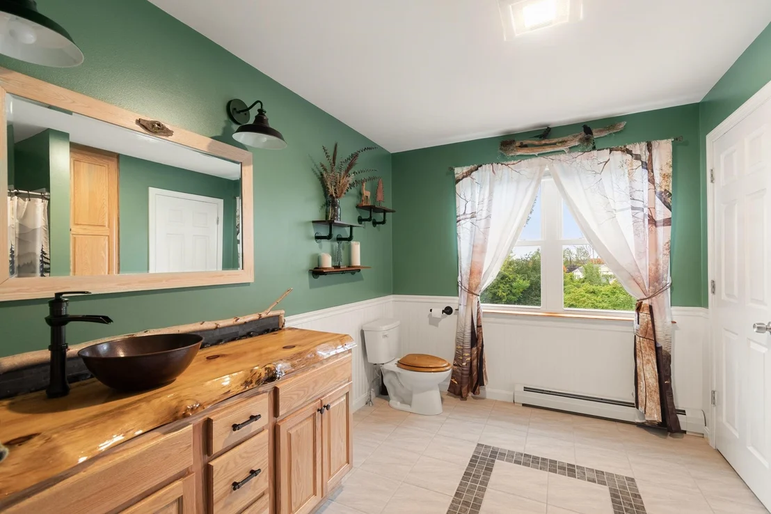 Photo of 387 St. Albans